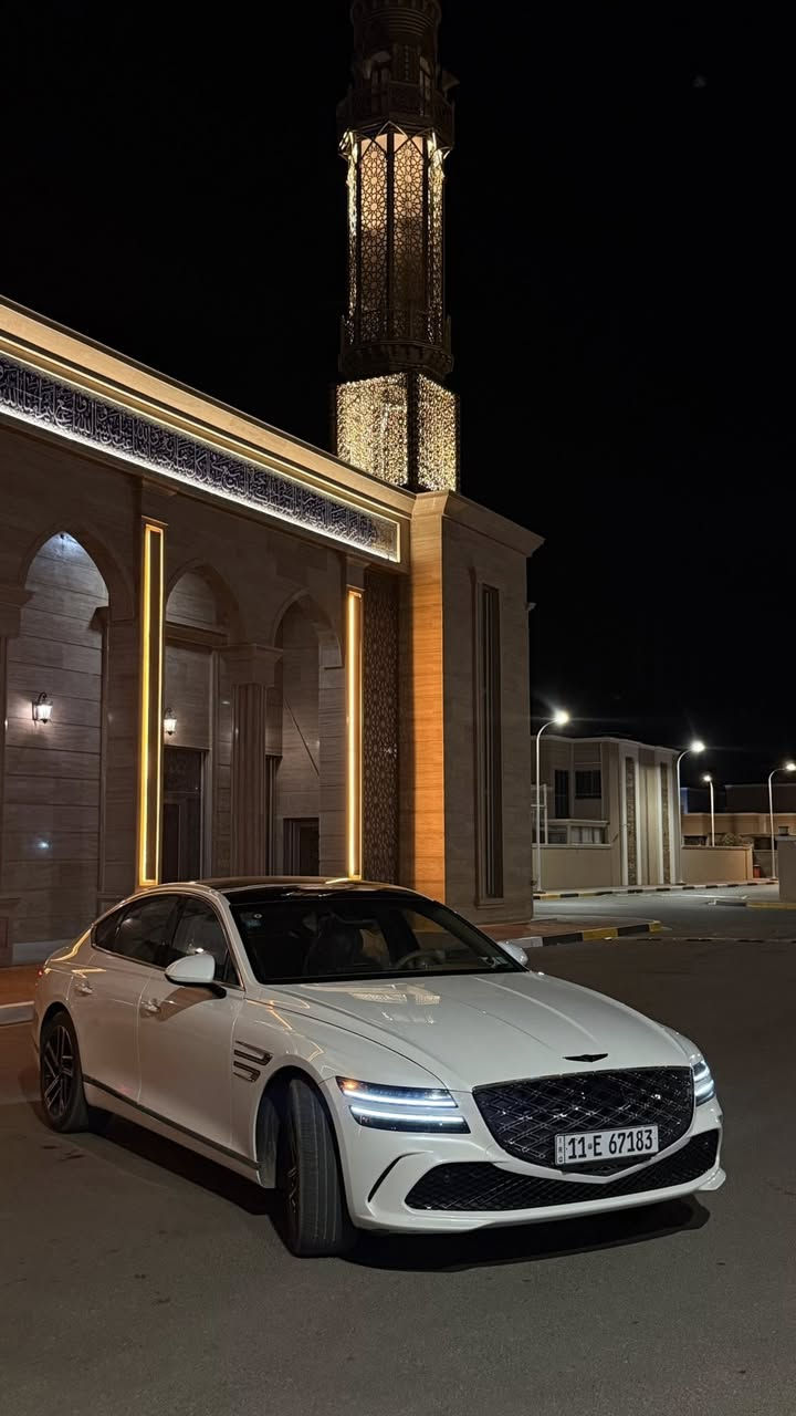 السلام عليكم 
جنسس g80 2025 فول اوبشن اربعه سلندر
 داخله كتاب شهداء 
ماشيه فقط 10 الاف كيلو 
حادث فقط تبديل جاملغ فقط 
ايرباكات كامله سليمه 
مواصفاتها فول للأخير 
جلد تدفئه تبريد خزن كشنات 
شاشه متصله + شاشه تبريد 
انضمه قياده + حساسات امامي خلفيه 
كاميرا خلفيه + رادارات 
رادار امامي وخلفي وجانبي 
وقوف ذاتي تحذير الخروج عن المسار
قياده شبه اليه 
نقاط عمياء + رادار تفاعلي 
مثبت سرعه ذكي متكيف مع الشارع 
نضام التعليق( حداديه ) ذكي كهربائي 
بانوراما + برده خلفيه + تدفئه كشنات خلفيه 
ترحيب مرايا جانبيه + كشنات 
صندوك كهرباء
تحكم مكان الستيرن كهرباء 
لايت امامي ٢٤ عدسه للتك الواحد
بك لايت لد 
مكينه 2500 توربو 300 حصان تقريباً 
كير ماوس + ماوس تحكم بالشاشه 
بصمه ( تتعرف عليك السياره من بصمه اصبعك )
نضام دخول ذكي لكل الأبواب 
تشغيل عن بعد 
للأستفسار : ***********
العنوان البصره
السعر : 430 ورقه وبيها مجال قليل
