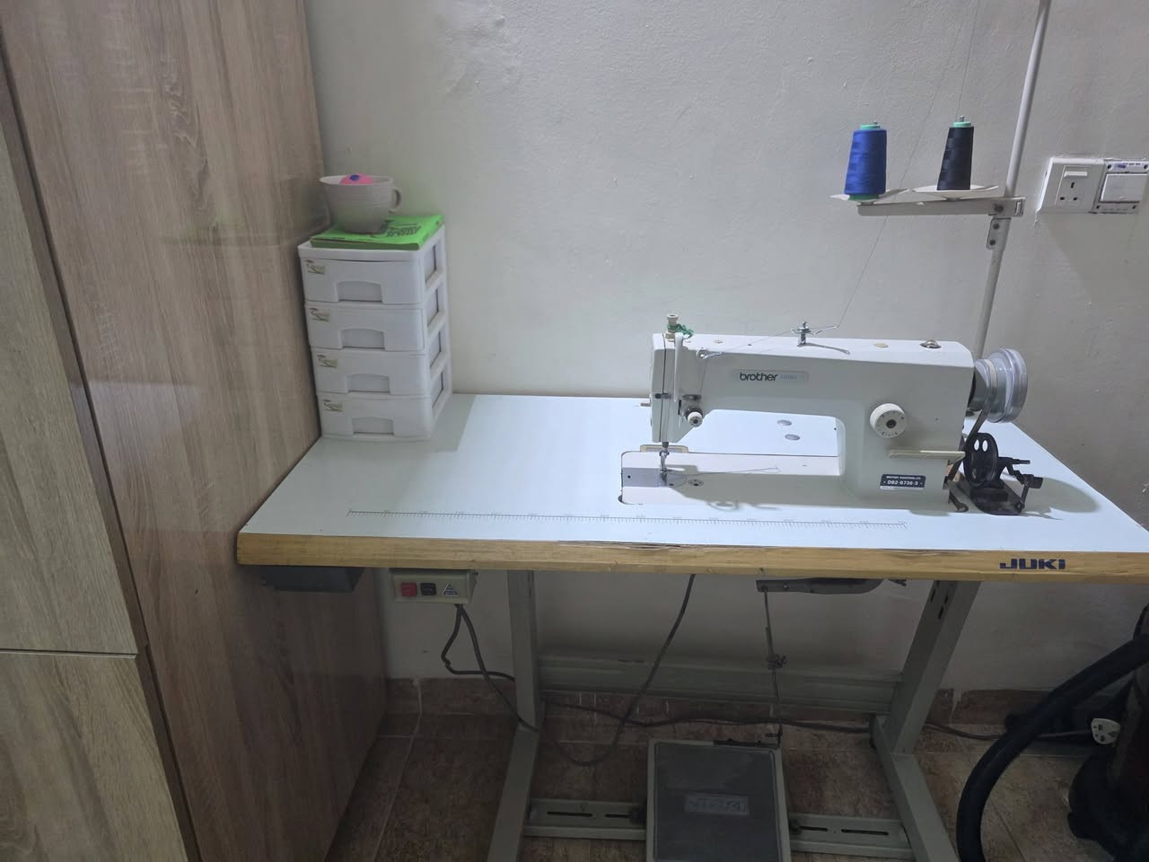 السلام عليكم 
مكينه ياباني برذر صناعي الاصلي 
السعر ٣٠٠ الف بيه مجال


**إذا كنت صاحب هذا الإعلان وتريد حذفه لأي سبب، رجاءا أرسل رسالة إلى الدعم الفني**