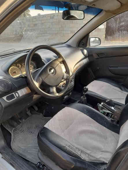 سلام عليكم افيو للبيع  موديل٢٠٠٩ اسلمانيه رقم انكليزي خليجي محرك مسكر 1600 كير عادي السياره  تدفه تبريد شغال مكفوله من الضربه والصبغ ما عدا الدعاميات مصبوغه  السنويه ٢٠٢٩ النفاذيه السعر 70ورقه العنوان بغداد المدائن سلمان باك الخناسه  رقه الهاتف ***********
