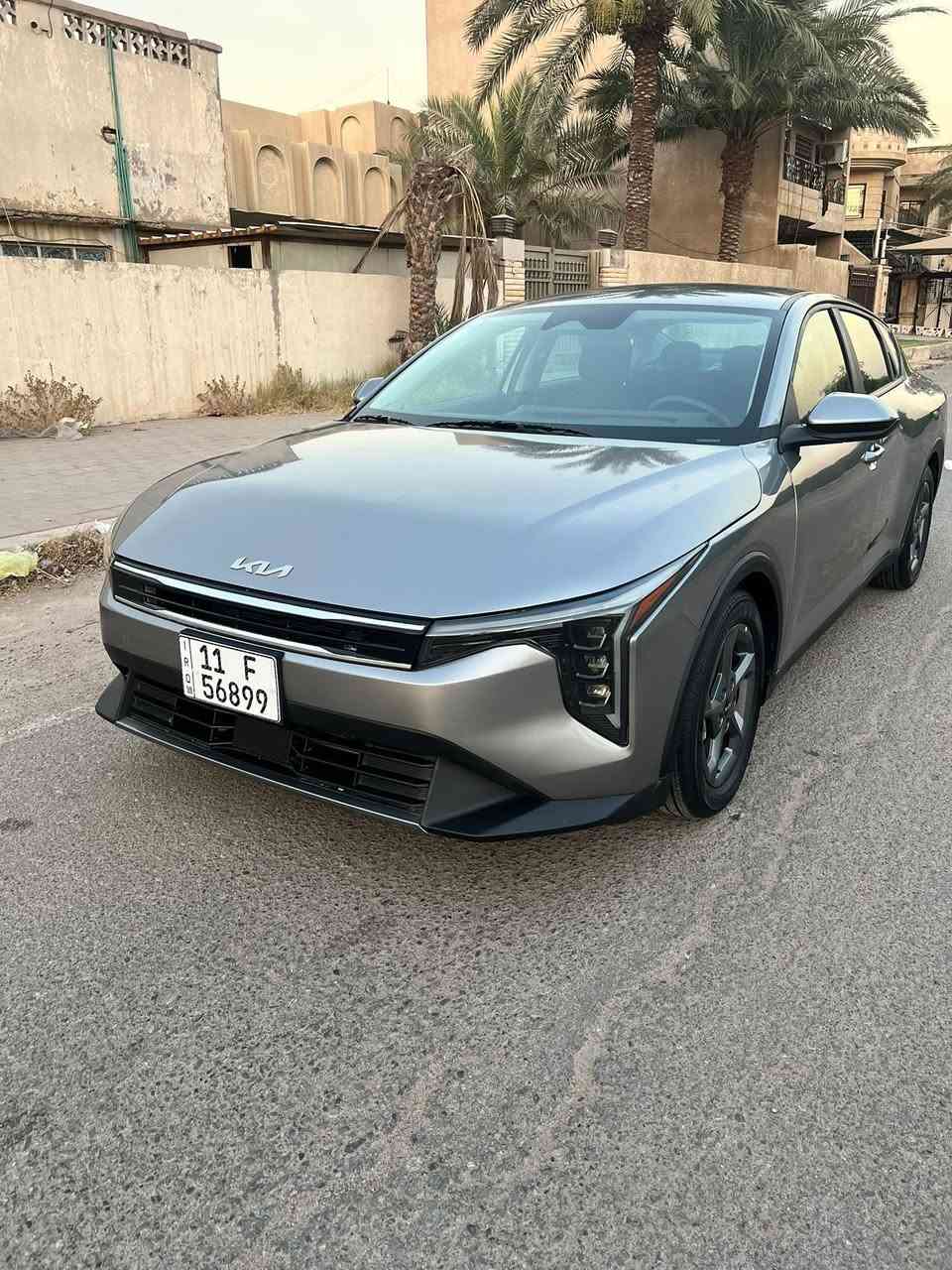 سلام عليكم k4 موديل 2025 وراد امريكي دخول جديد حادثه بنيد وجاملغ مبدل وجملغ نفسه نفسه راجع وحافه لباب صبغ 
ايربك دركة وبرده بدون دواخل لغد شاصي مكفول 
مواصفات السياره نص فول 
بصمه - بصمه ابواب 
تشغيل عن بعد 
اضاءة ترحيب عندي الاقتراب 
لايت LED
انضمه قيادة 
مثبت كروز 
حساس انحدار 
رادار امامي 
رادار خلفي 
رادار جانبي 
كامره دوارة 
حساس ازدحام 
شاشه متصله 
داخل لونين 
ماشيه 2000فقط بعدهي زيرو 
مكينه وكير شرط بوضع الشركة 
تبريد وضع الشركة 
مكينه 2000 دوش 
رقم بغداد تحويل ثاني يوم 
السعر158 وبيه مجال حك جيتك
العنوان بغداد 
الهاتف ***********
