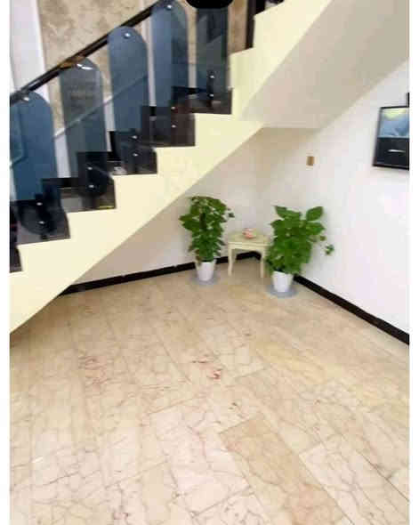 🟣100م بيت حي ملحق الفارس 

🟣حديث بناء 3 غرف نوم 

🟣السعر 170 

***********

مكتب الاسرة للعقار 

عنوان المكتب/ كربلاء المقدسة/ حي الاسرة/شارع جامع محمد الجواد ع / قرب مثلجات الساقي

الهاتف /***********
 

#كربلاء #حي #الاسرة #الاسره #بيع #شراء #للبيع #عقارات #بيت #دار #قطعه #قطعة #التحدي #الصمود #الميلاد
