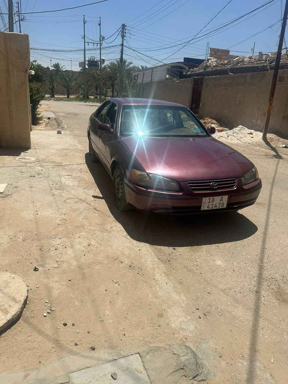 كامري موديل 2000 محرك ابو الكف 
كفاله من اي ضربه قويه (شاصي لغد حوض تكم قمارة مكفول)
بانزين ودهن فقط سيارة انصنعت حتى ما اتعبك 
باسمي  بابل انكليزي سنويه لل٢٩ مداور نفس اليوم عقد مرور
مكاني نجف والسعر بلاش 
58وبيها مجال بسيط
***********
