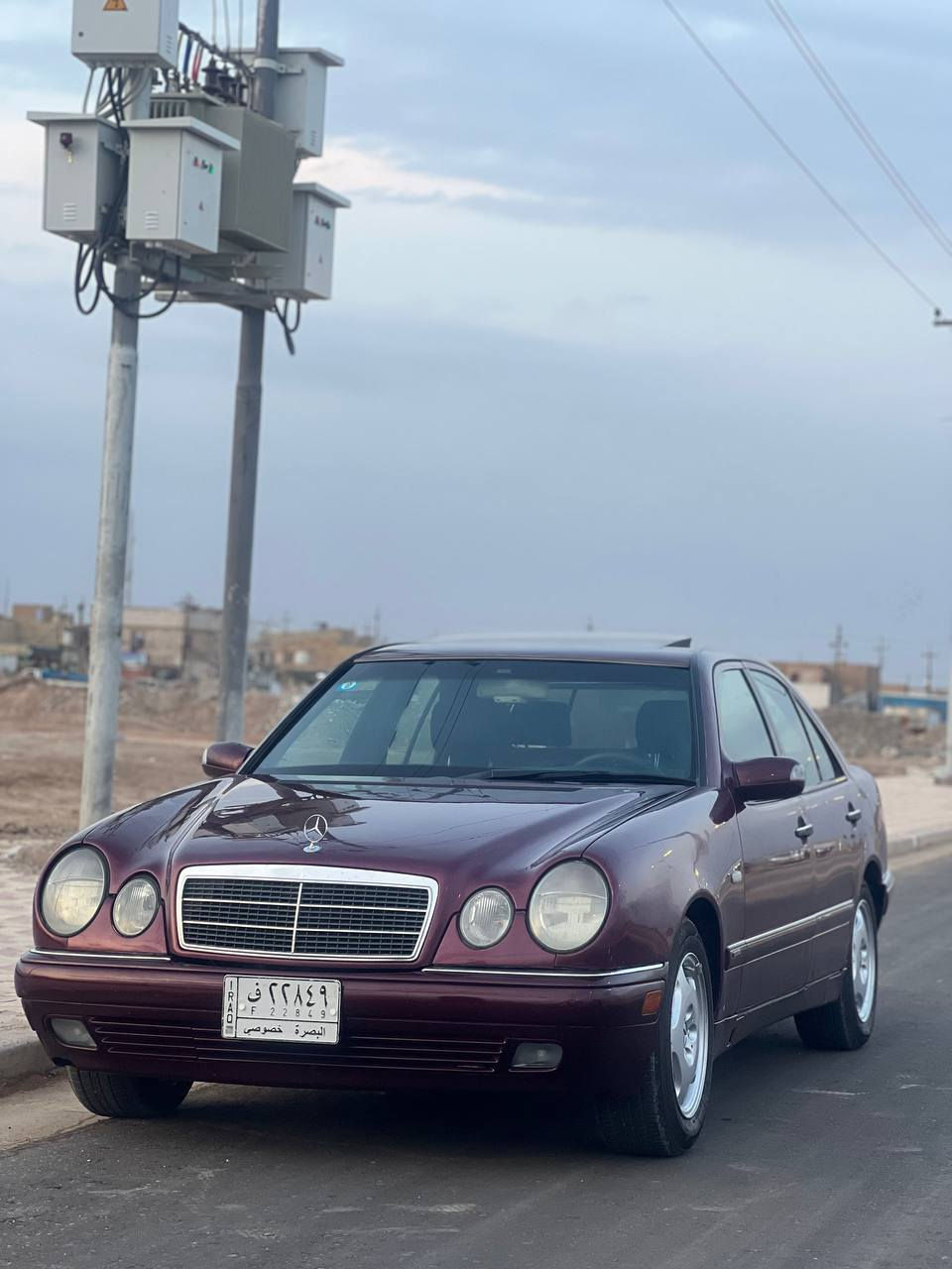 سلام عليكم للبيع مارسدس ام عيون موديل 95 صبغ عام محرك 4 سلندر نوزل تبريد شغال سياره جاهزه سعره 60 وبيه مجال  الشراي عنوان ميسان ***********
