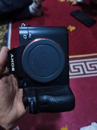 Sony A7iii نظافة ٩٨٪ الصور كدامك واحكم  مع عدسه 18-135 نظافه ١٠٠٪  الش...