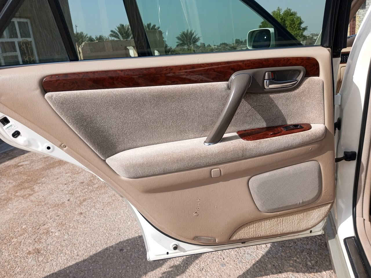 السلام عليكم ملكه موديل 2003 كرستال اصل دكمتين سياره بسمي كصه قماره تحكم ستيرن السعر105 مكاني ناصريه للاستفسار الاتصال على الرقم ***********
