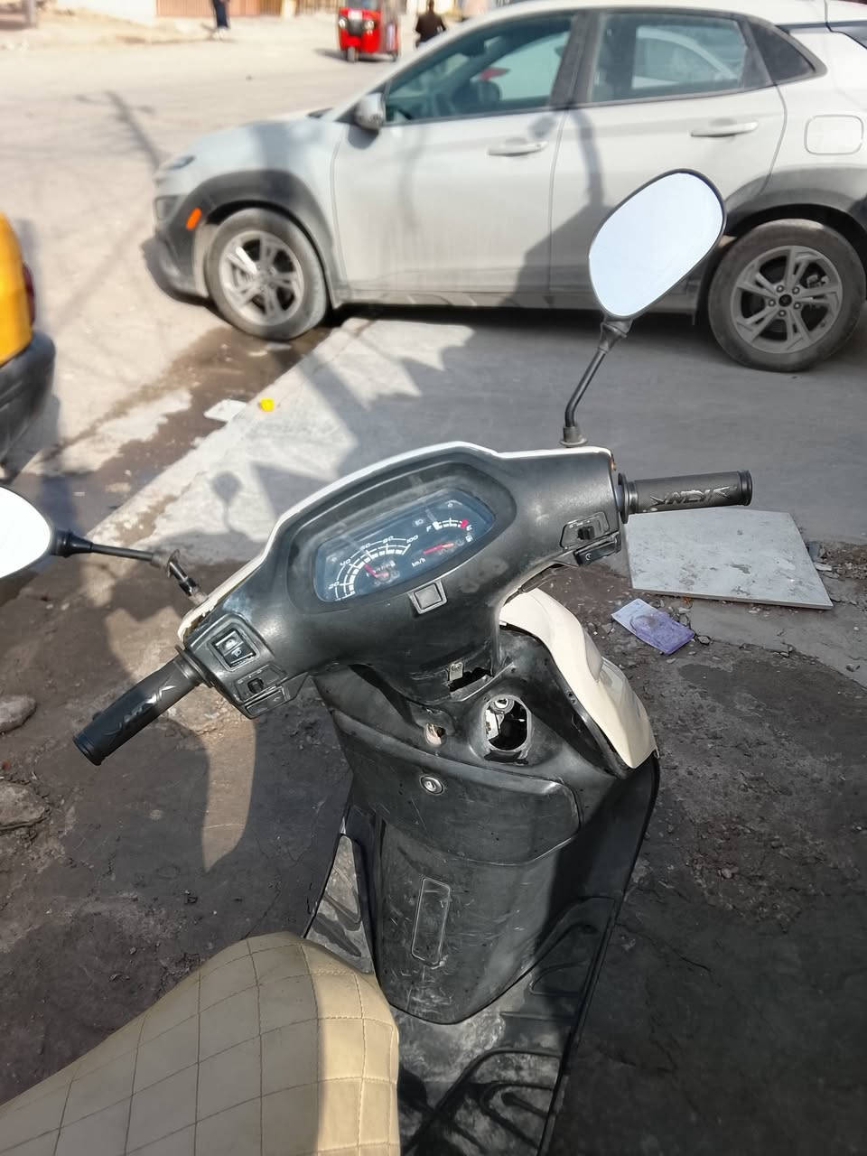 سبيسي ياباني سرعه 100 شغاله سلف وهندر بلاديه السعر ٢٠٠ بغداد***********
