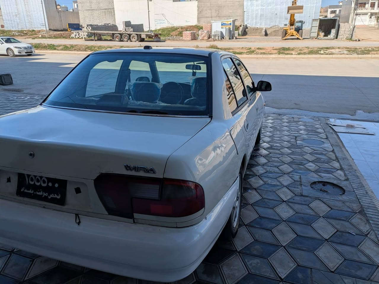 پرؤتؤن 2004 تؤماتيك سةنةويية پاوةر تةبريد بةس كؤمپليسةري نةقسة يةك دينار مةسرةفي تيا نية مالي دؤستة بةشةرتي گير و مةكينة  ناو سةيارةية سفرة ماشةلا  سعري 23 گةلا  *********** شربازهير, السليمانية
