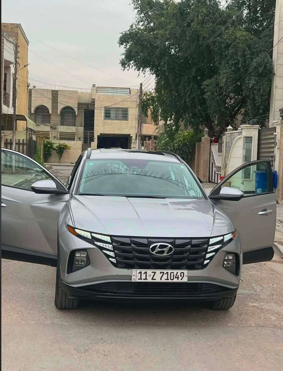 توسان 
2024
بدون صبغ فقط تبديل صنوك نفس اللون 
ماشيه 36 ألف كيلو 
محرك 2500 
وارد أمريكي 
فول مواصفات 
بدون إرباك 
صور الحادث موجوده 
فتحه 
لون سلفر 
السعر 193 وبيها مجال 
الرقم ***********
