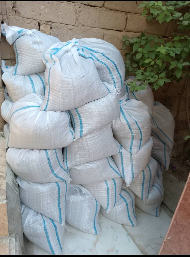 تراب حدائق مزيج كونيتين ب5 الاف داخل مختبرات صحيه  تراب بغداد معه اضافه مورد وأكو مقوي يصيرن كونيتين ب5 متوفر الان رقم الهاتف/***********
