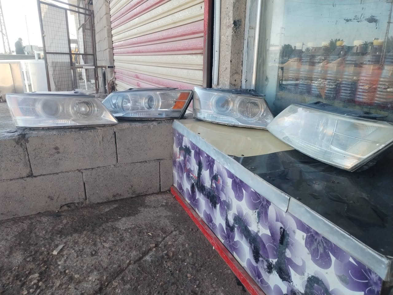 للبيع/***********  مكان صويره شارع المطار
***********
