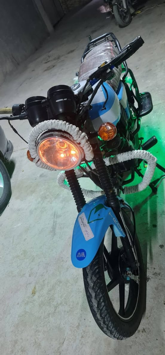 السلام عليكم دراجه دايون نفخ للبيع موديل 22 اوراق استنساخ مكينه 150 s مكفوله دراجه نضيفه كلش السعر1150 وبيه مجال الشراي يتفضل خاص او اتصال *********** مكان بابل حله
