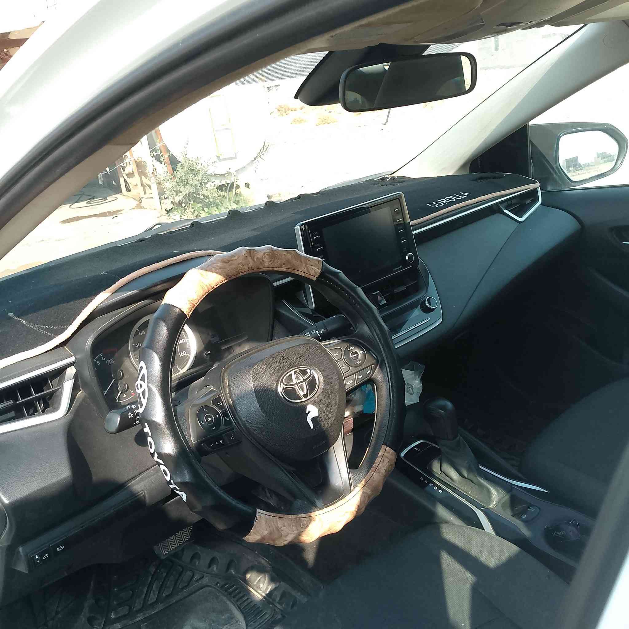 سلام عليكم 
كورلا 2021 معوقين باقي سنه تصير حره 
السياره بيها 3 قطع 
رقم انبار 
العنوان الانبار الرمادي 
السعر 135 وبيها مجال 
بيها جاملغين وبنيد بدون دواخل
الاستفسار ***********
