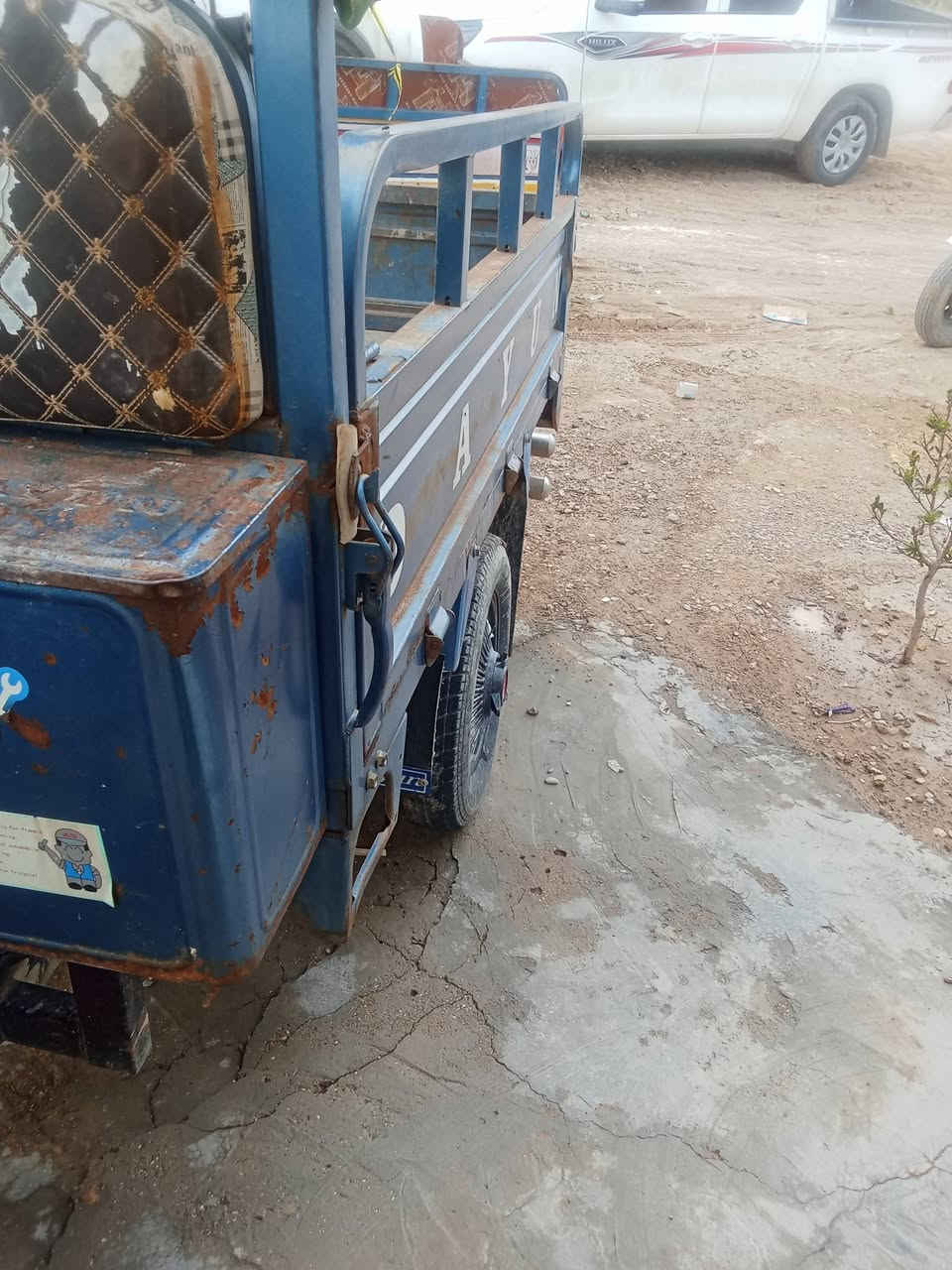 السلام عليكم ستوته للبيع أوراق كفاله عامه موديل 2020 ستوته جاهز من كلشي مكان كوت الخاجيه قرب الحولي السعر خاص او اتصال على ***********
