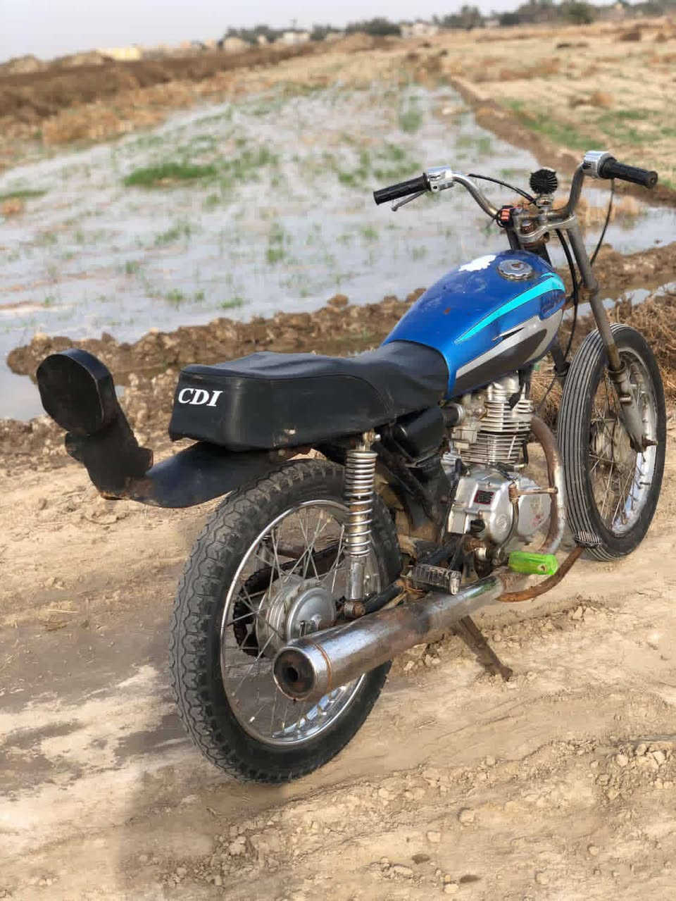 سلام عليكم للبيع تايكر 20كلك مكان شطره جسر ال عمار السعر 300او بيها مجال دراجه خير من الله ما ناقصها شي 
الشراي يدلل ***********
