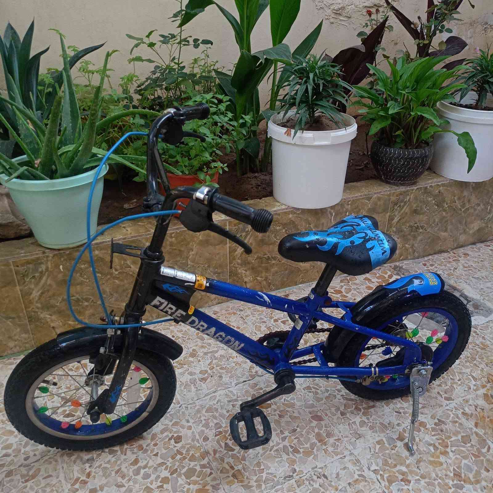 بايسكل للبيع للأطفال نوع bmx جديد باله حجم 14 السعر خاص
‏‪***********‬‏
