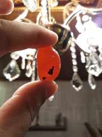 تحية • بدون تفاصيل