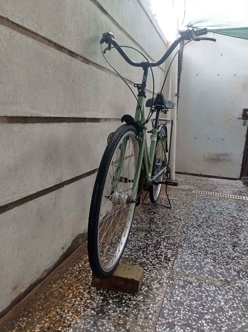 سلام عليكم
بيسكل بناتي للبيع 
بيسكل نضيف كلش 
الموديل 2021 
الحجم 26
المكان بغداد ناحية الوحدة قرب المدئن 
الرقم *********** اي ستفسار على هذه الرقم 
سعر بيسكل 130 وبي مجال
