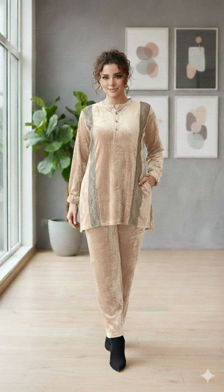 تـراك مخمل ناعم – خامة درجة أولى ✨
📏 القياسات: L – XL – 2XL – 3XL
💰 السعر: فقط 13

للطلب والمراسلة خاص أو واتساب 📲 ***********
تليگرام 📢 https://t.me/fairroza
إنستغرام 📸 https://www.instagram.com/fairoozah.1?igsh=MWc0OWk2cDRsYWh0bg==
🚚 التوصيل:
كوت 2000 | أطراف 3000 | أقضية 4000 | محافظات 6000
