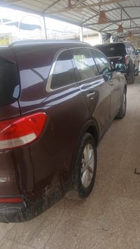 سورنتو ٢٠١٧ • ماشي ٩٠٠٠٠ • محرك كير مكفولة