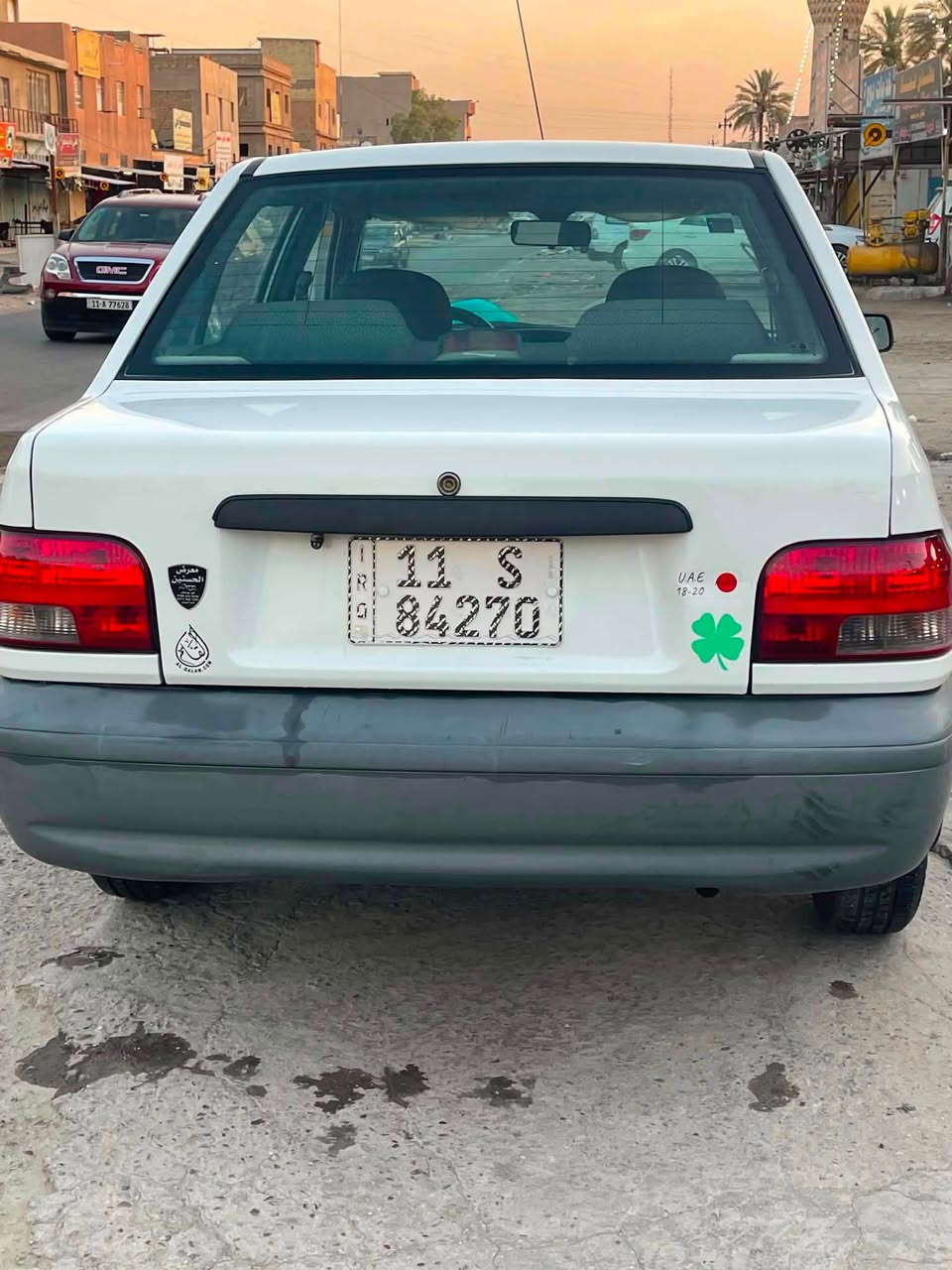 السلام عليكم سايبه بيضه ثنين وعشرين السياره بسمي مكفوله كفاله عامه مكان السياره الحريه ساحت عدن ***********
