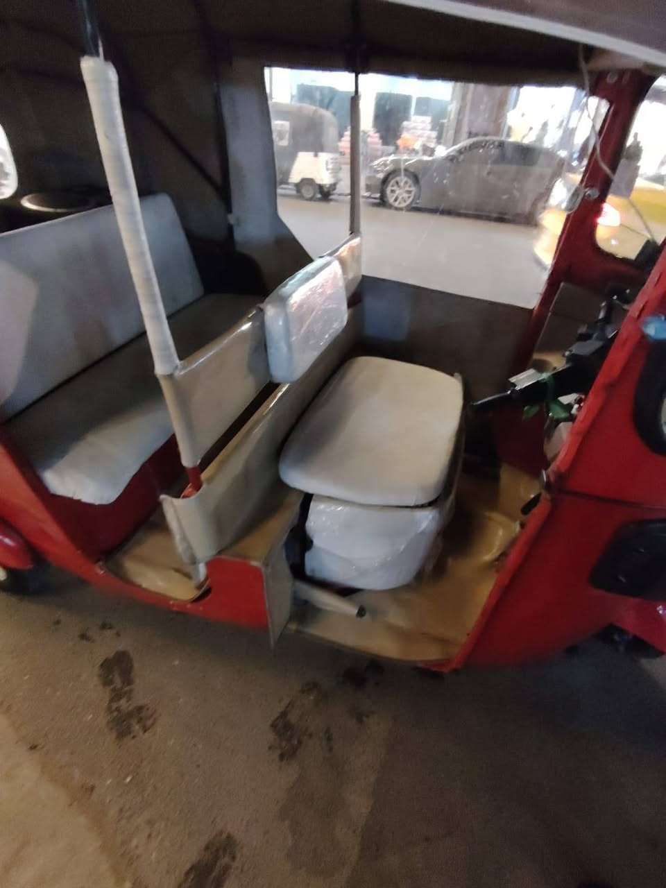 السلام عليكم تكتك 18 بسمي لوحات نكليزي تحويل ثاني يوم مكينه مال عشرين السعر 4800 العنوان البياع  ***********
