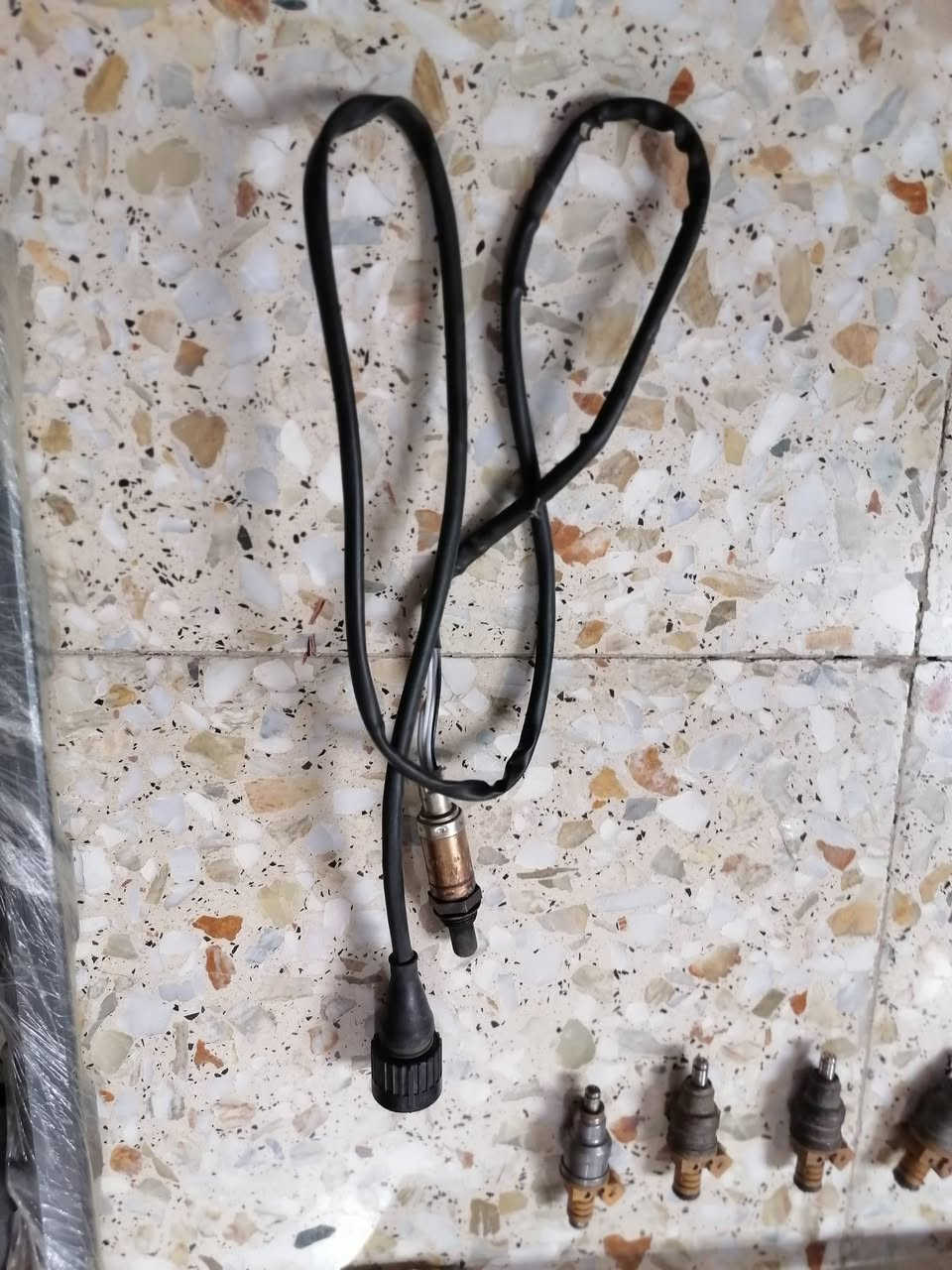 السلام عليكم اخوان
أغراض BMW  735  بدي قديم E32 متفرقة ومنوعة
ابيعهن شلع ب(٧٥٠) الف
عنوان بغداد
***********
متوفر واتساب
