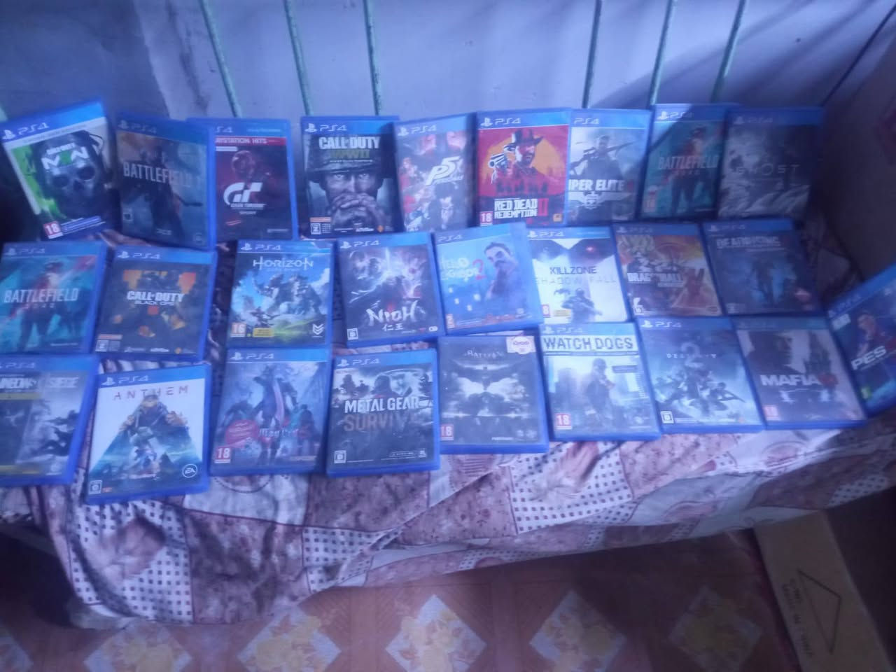 مــتاااح 30 قــرص ps4 كـله نضـيف وشـغال ابيـع شـلع مــاڪو مـفرد سـعر 20 الواحد مكـاني بـابل الـقاسم ***********
