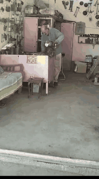 لبيع براد يطالي سلف محور 
 جاهز 
بواقة يطالي مكان  بغداد 
مال بيع 325 وبي مجال جديد 4 فحمات ماطور جبير
***********
مكلف بل نشر
