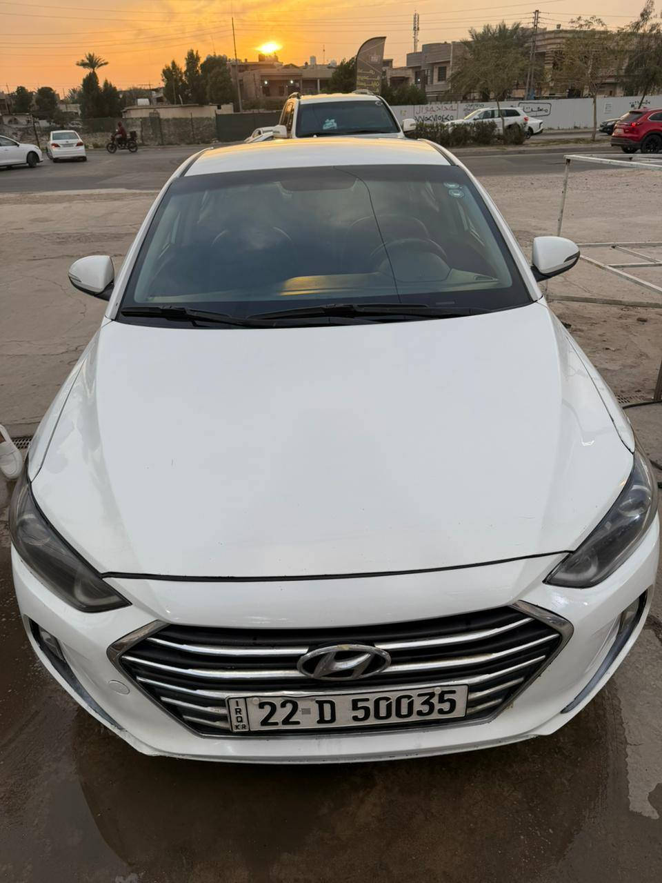 السلام عليكم النترا موديل 2017 امريكي 
بيه فقط بنيد صبغ فقط 
سياره جديده خير من الله كير محرك مكفولاتت
شاصي لغد كفاله مكاني بغداد حي الجهاد السعر 
118 وبيه مجال 
***********
