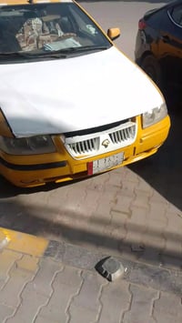 للبيع سمند 2011 سياره نظيفه وحلوه مكينه وكير مكفولات مداور شوكت ميعجبك...