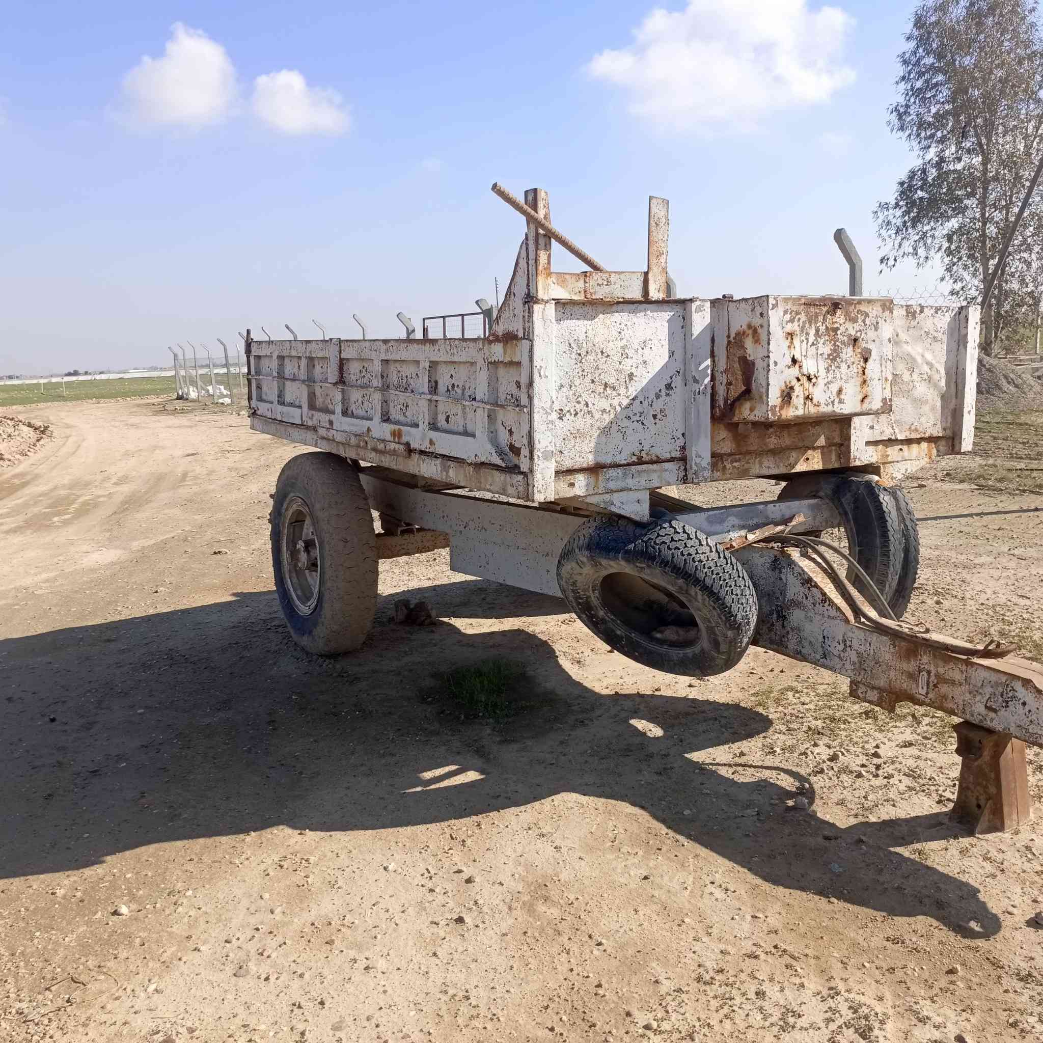 للبيع عدة مال تلكتر مكاني سامراء بنات الحسن الاستفسار ***********
