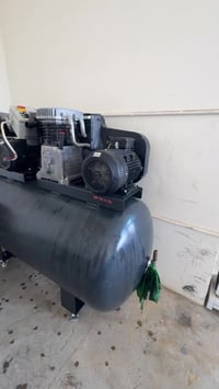 كمبريسر إيطالي دبل ماطور دبل ظاغطه ماطور 10 حصان حجم البطل 900 لتر ايط...