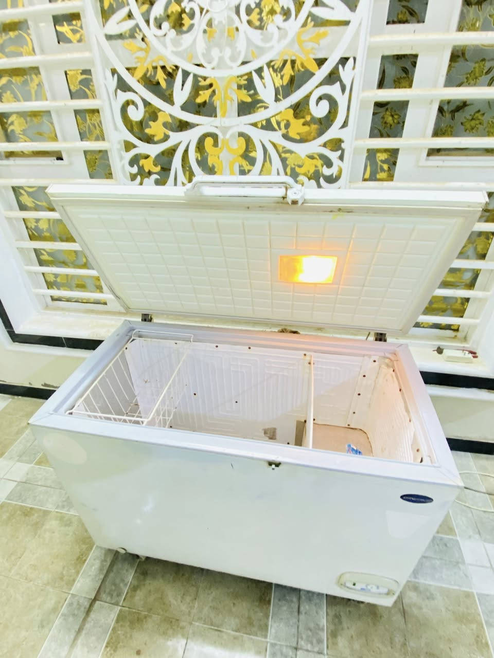 ثلاجه ومجمده للبيع  حجم الكبير ثنينهن وشغلات وعالفحص وضمان  سعر لوحده ب135وبيه مجال بسيط مكانهم المحاويل شارع ابو طياره 

ثنينهن ع 225 الشراي


**إذا كنت صاحب هذا الإعلان وتريد حذفه لأي سبب، رجاءا أرسل رسالة إلى الدعم الفني**