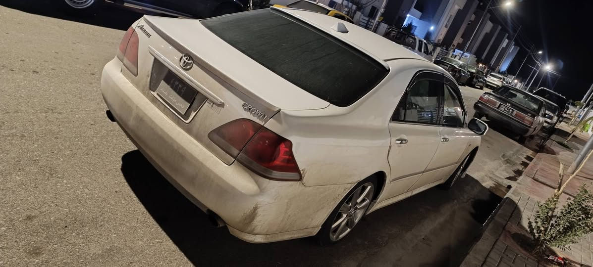 شاهینە موس 2007 سپۆرت
گێڕ گەورەی مەکینە بچوك
جلد و هیتەر نیــــــــە
3 دوگمە و کامیرە
سلایت
ئاوێنە ئیشارەت
ویل دنگەی ئستیل
بۆیاخ 4 پارچە 
یەك چرکەی تێدا نیە بۆ نوقستانی مەگەڕێ
شوێن کەلار 
ژ.م ***********
