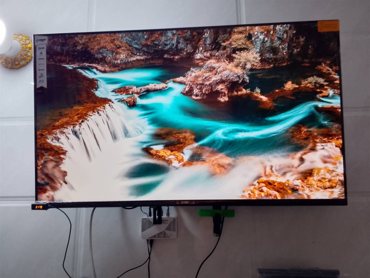 سلام عليكم.  شاشه بلازما حجم 43 اصدار حديث 14 فول انترنت تدعم جميع البرامج....جديده مستعمله ايام.  

ضد الكسر ضمان سنتين.  بلزكاته. 

سعر..  ٢١٥.  الف. 

عنوان كربلاء المقدسة.    

اي ستفسار.   ***********
