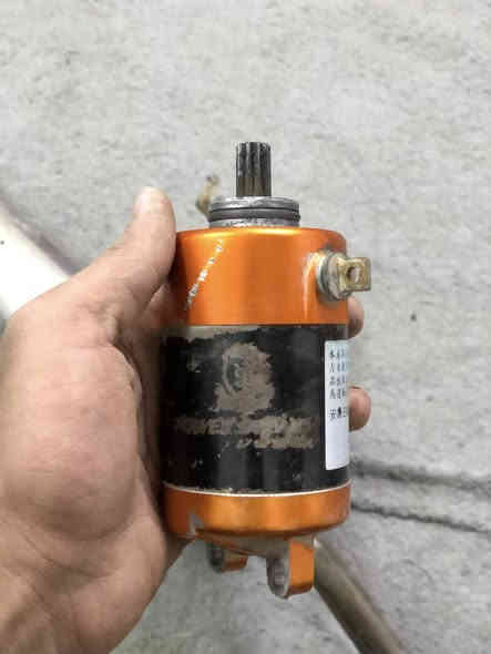 صالنصه سكنس ستيل رياضي اوسلف ٥٨ رياضي وكابرتير اصلي كلهن كفاله ابيع شلع سعر قفلهن 100الف للتصال ***********
