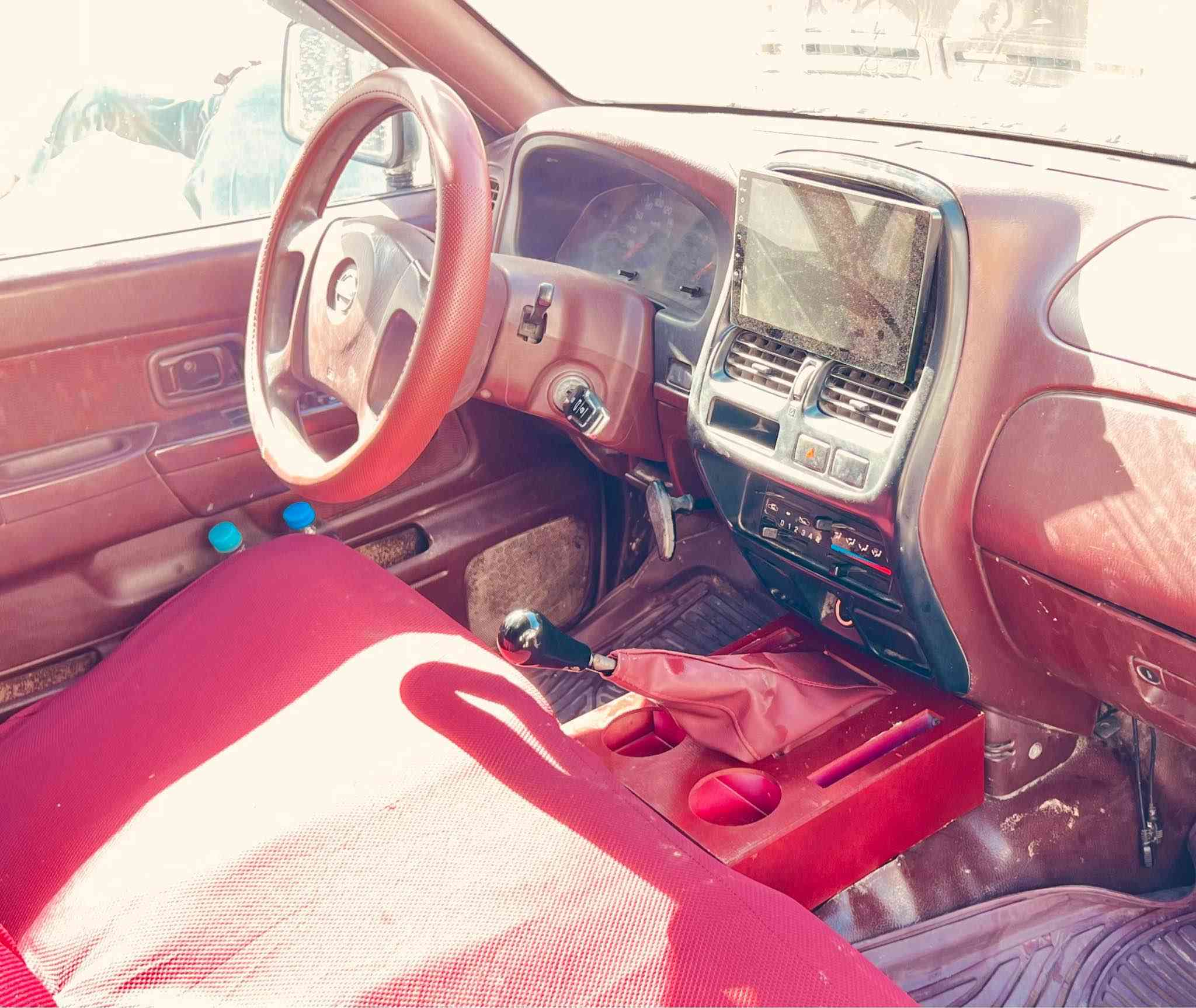 سونةرم داناوة نيسان بيكاب  زور خاوينة زينگةي دراوة تازة خلاس بوة مكينةي كراوةتةوة موديل 2009 كامل گوراوة 2012لةهةوليرم مالي دوستة سحري110وةرقة *********** أربيل, العراق
