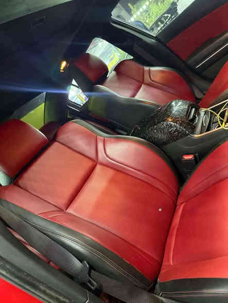 ملكف بالنشر جارجر خليجي موديل 2021 ماشيه 52 الف  رقم شمالي تحويل ثاني يوم السعر 31 وبيها مجال مكانها بغداد الغزالية رقم صاحب السيارة ***********
