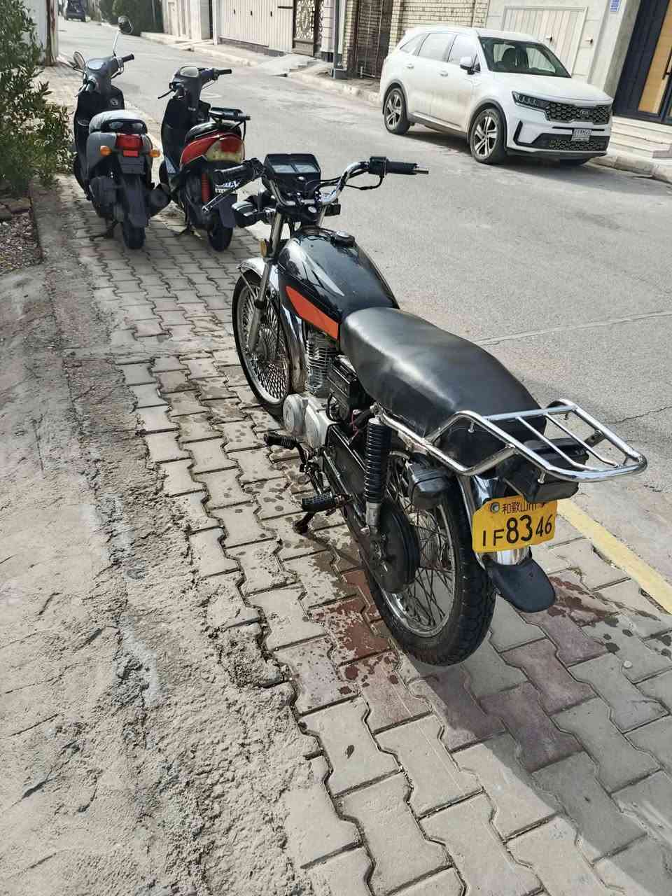 سلام عليكم دراجه 4كير البيع أصولي اوراق موديل19 دراجه كامله كهربائي عوزه بس باتري  مكينه مفتوحه سعره 500وبيه مجال مكان كوت داموك رقم موبايل *********** مكلف بل نشر خاص ماموجود
