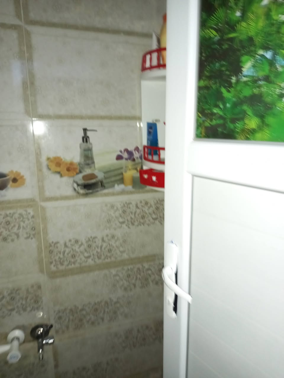دارللبيع مساحة ٥٠ متر ركنين
كويريش خلف مطعم كباب حجي حسن ***********
