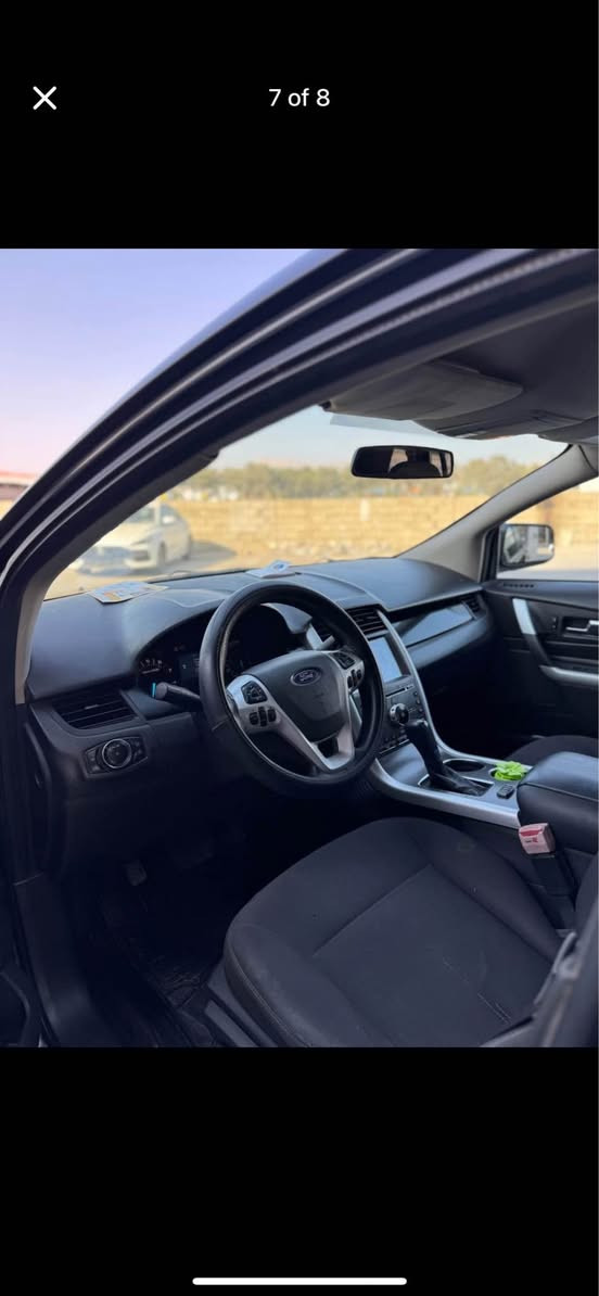 فۆرد ئیدج
2011 SE 
بێ بۆیاخە چەن شوێنێک ساردی هەیە
سەنەوی هەتا 2030 
فەحس و هەزەی نوێیە
یەك دینار مەسرەفی تێدا نیە
شاشە گەورەوکوشن ساردو گەرم 
سەنەوی تازەیە 
گێڕومەکینە بە شەرت
غازێكی ایتاڵی دەرەجە یەكم بۆ بەستاوە
 
‎109$
***********
*********** أربيل, العراق
