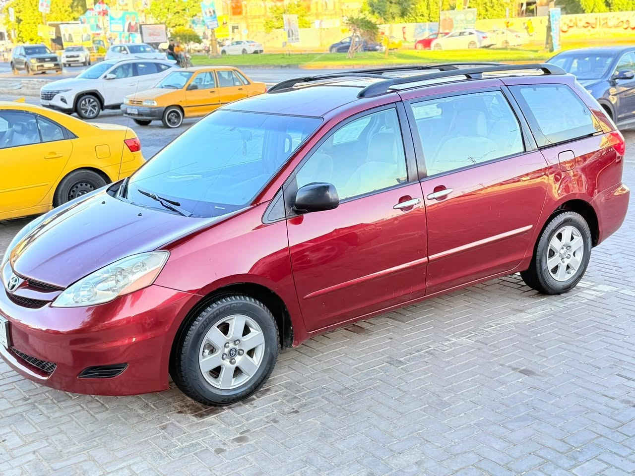 (النجاة بالصدق)
السعر 110 $ قابل للتفاوض

السلام عليكم جميعاً تحية طيبة

متاح للبيع تيوتا سينا موديل 2008 اللون كرزي مواصفات LE / التبريد 3 قطع 7 راكب سنوية ل 29 رقم بصرة مشروع وطني  وراعيها بالبصرة وارد امريكي حادثها الصفحة اليمنى بدون دواخل والباقي كفالة من كلشي ضربه وصبغ وتبديل السيارة ع وضع الشركة وما مشتغله خط الدواخل نضيفة وكل اجزاء السيارة ممتازه /ماشية 137 

ملاحظة 1: راعي السيارة يريد تحويل

ملاحظة 2: النقوصات فقط قفالات البيبان الخلفية يحتاجلهن تصليح او تبديل ما يقفلن فقط

ملاحضة 3: كل المذكور حقيقة ومن تجي تشوف السيارة راح تشوفها مثل ما قريت 

السونار مرفق بالصور 

عنواني البصرة / حي الحسين /*********** للتواصل اتصال او واتساب
