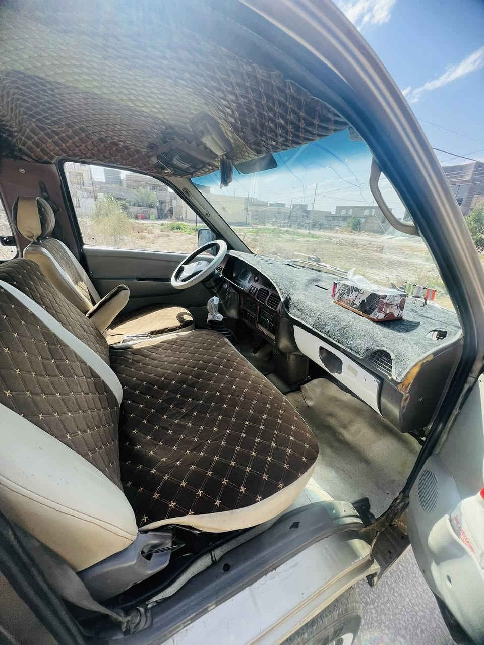 السلام عليكم  للبيع كيا بريجو  مديل 2001 سياحي رقم سنوية جديده هزه جديده مكينه وكير واكسن حداديه تخم تاير كهربائيات كله مكفول شواصي اربع شركه كفاله من خياس او لحيم (السعر 80 بيها مجال )للستفسار أكثر *********** مكاني بابل الإسكندرية
