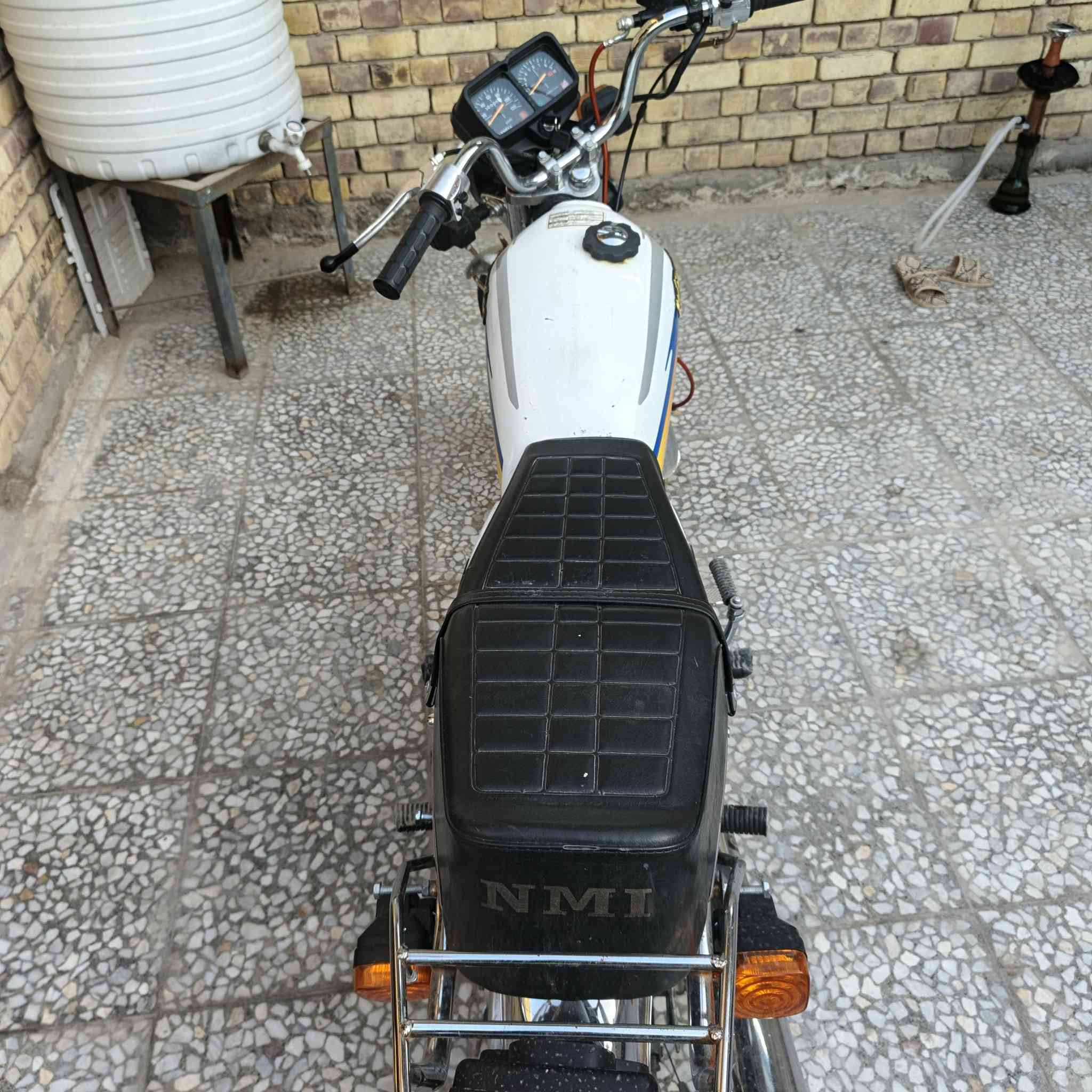 السلام عليكم
للبيع موديل ٢١
مكينه مفتوحه
دراجه حلوه وما عايزه شي 
السعر ٧٠٠وبيه مجال 
***********
