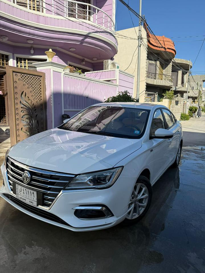 السلام عليكم Mg 5  موديل 2024 
ستندر  ماشيه 24000 
رقم بغداد باسمي تحويل ثاني يوم 
داخل بيجي 
تبريد لمس 
حساس اطار 
مانع انزلاق 
شاشه الكتروني 
ناقل حركي اوتو ماتيك cvt 
مثبت سرعه 
خارج الضمان مع منظومه غاز  
المكان ديالى بعقوبه 
***********
السعر 110
