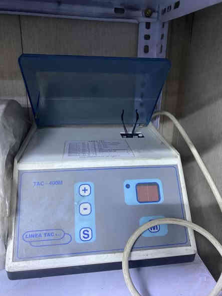 يوجد اجهزه طبيه ومختبريه لتواصل على واتساب ***********
