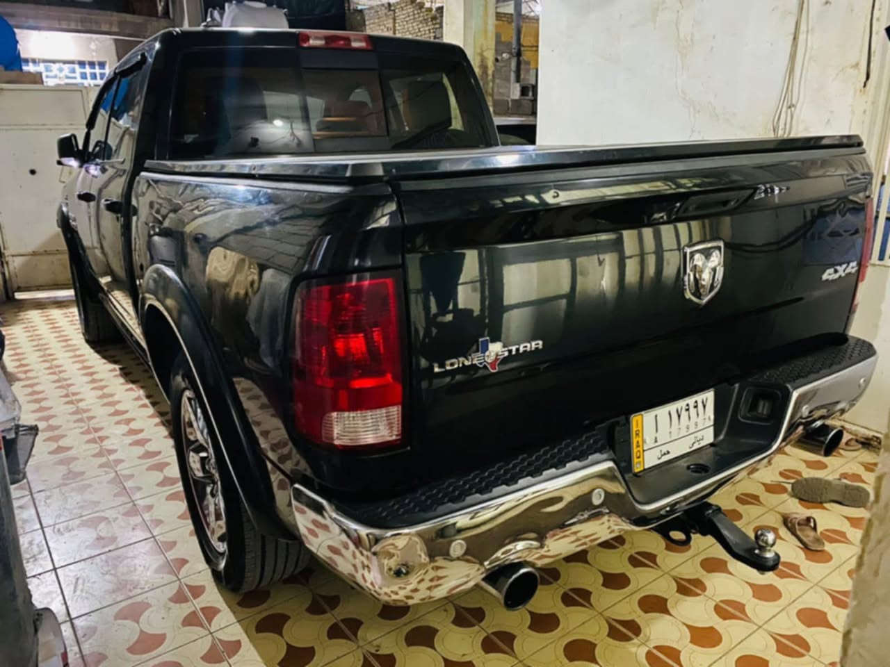 السلام عليكم دوج رام للبيع .الموديل (2017long star)  كشن كربائي* تحكم ستيرن جهتين *مري شفط+اشاره 
دوس كهربائي 
حساسات خلفي*امامي 
شاشه كبيره
كأمره خلفيه باب طويل بدي قصير 
منضومة غاز إيطاليه  
 🌟كفاله عامه 🌟
السعر 195$
(الاتصال والاستفسار على الرقم:***********
