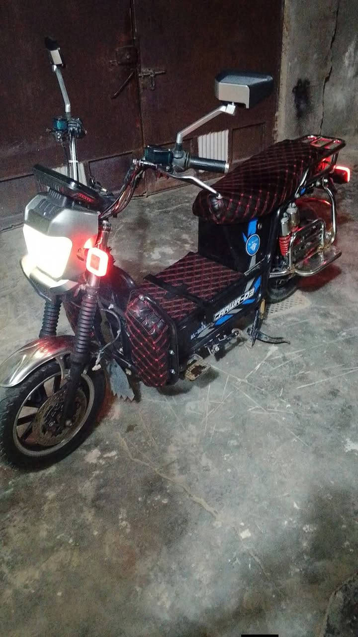 دراجه جبلي نوع الماسه عدد 5 بطاريات سعر 550 وبي مجال للشراي بطاريات على فحص وان ميعجبك افحص كهربايات كلها شغاله الإستفسار واتساب فقط ***********
