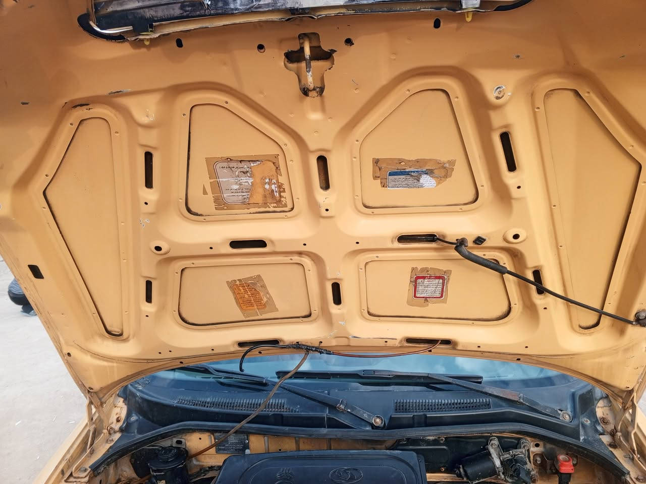 سلام عليكم طيبه موديل 15سياره مكفوله كفاله عامه بسمي هيئه مصفره سنوية ل 28 /صدر مكينه كير تخم تاير جيد جداً سعر 38 بيها مجال العنوان بغداد الدوره ***********
