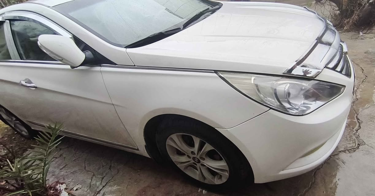 السلام عليكم سوناتا 2013 خليجي مضلع
مكينة 2400 دوش
السياره كفاله عامه عدا 5اصابع بالهلال جوه قبغ البانزين عندي سونار واليحب يضربها سونار
بيع مستعجل 135 وبيها مجال بسيط
مكان السياره السليمانيه
الرقم *********** Singapore
